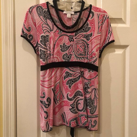 Ladies Top - Picture 1 of 2